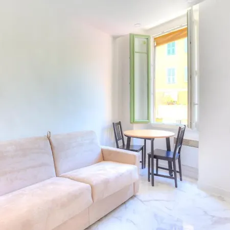 Lympia -cosy Studio, 200 M Plages De - Le Port Apartment